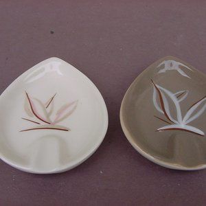 TWO VINTAGE WINFIELD ASHTRAYS